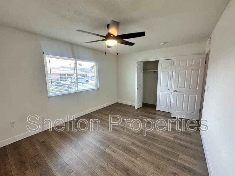 Sun City House: 10806 W Camelot Cir