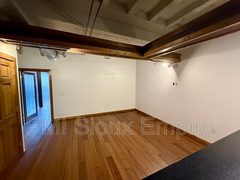 Sioux Falls Condo: 132 S Dakota