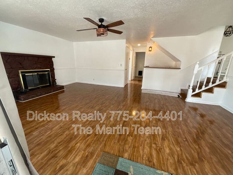 Sparks House: 3268 Bunker Hill Lane