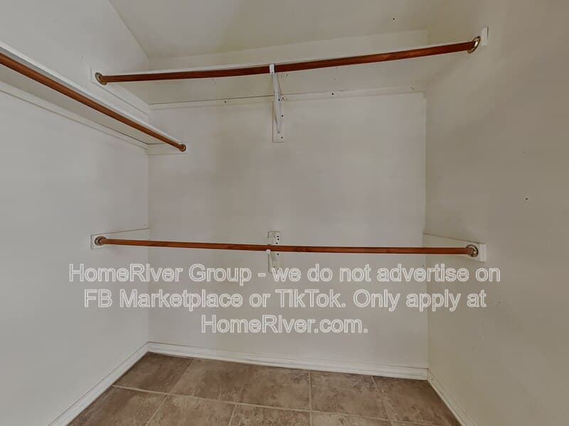 Celina House: 170 Doloris Ct