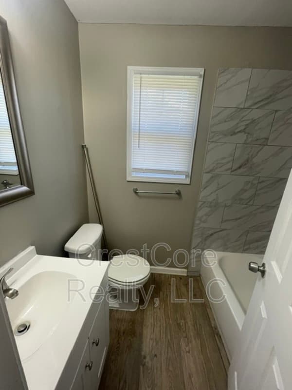 Memphis Condo: 1572 Hanauer St