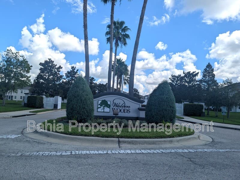 Plant City Townhome: 803 Ashentree Dr