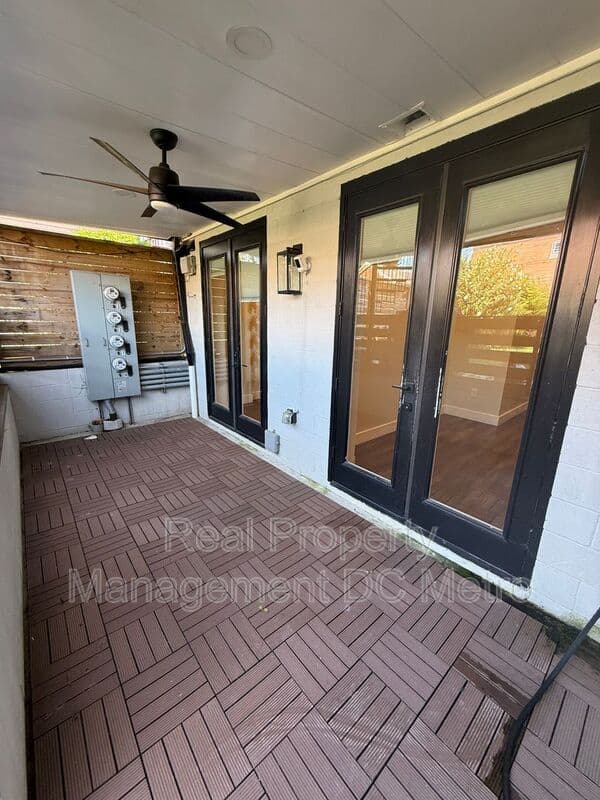 Washington Condo: 1331 Taylor St NW 1