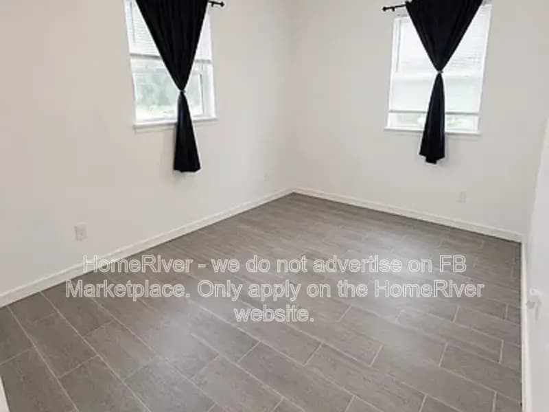 Pensacola House: 705 Vendee Ln