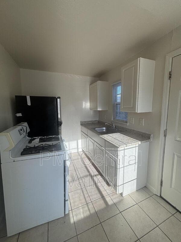 Stockton Condo: 1302 North Filbert Street