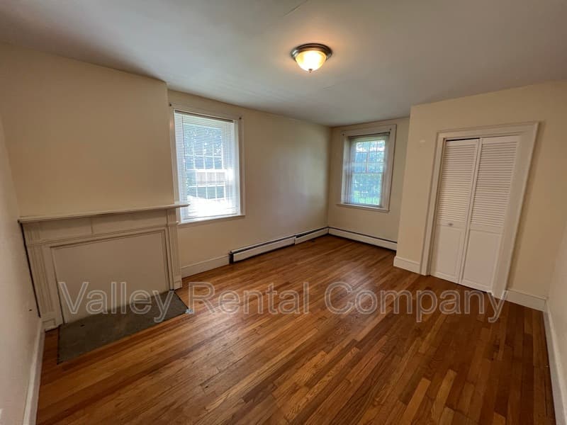 Hadley Condo: 117 Mt. Warner Road - 1