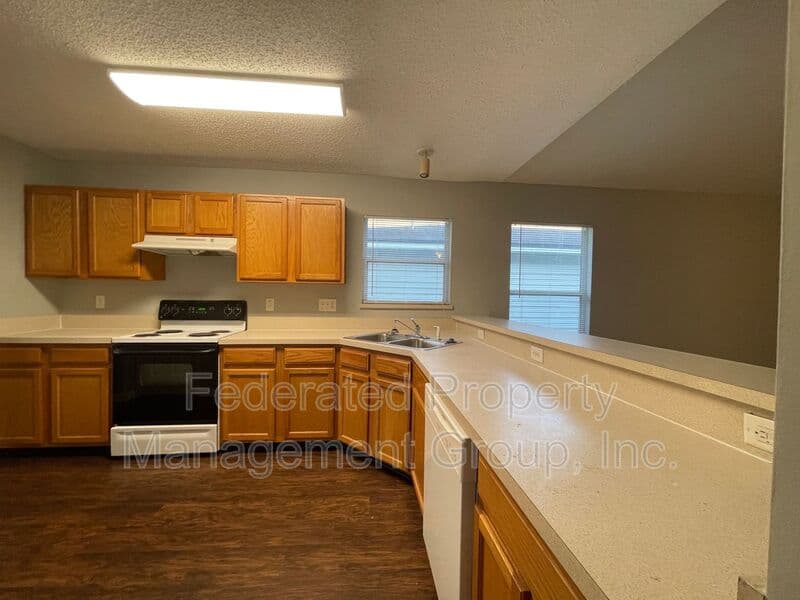 JACKSONVILLE House: 9374 DANIELS MILL DRIVE