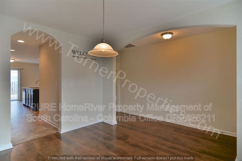 Chapin House: 162 Whispering Oak Ln