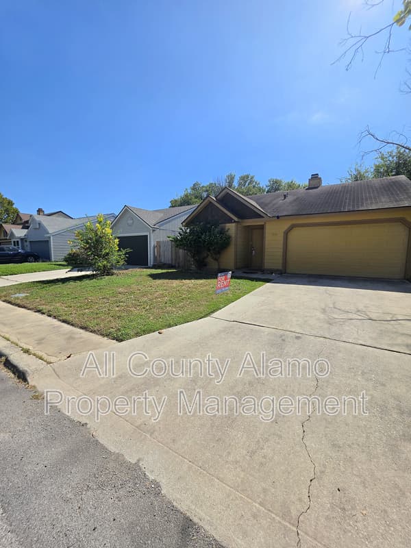 San Antonio House: 7515 Brandyridge