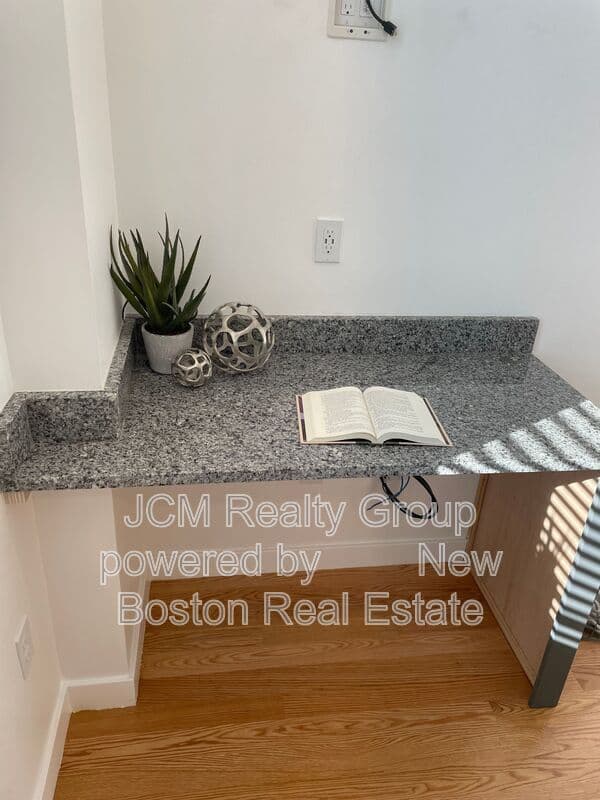 Lynn Condo: 69 North Common Street