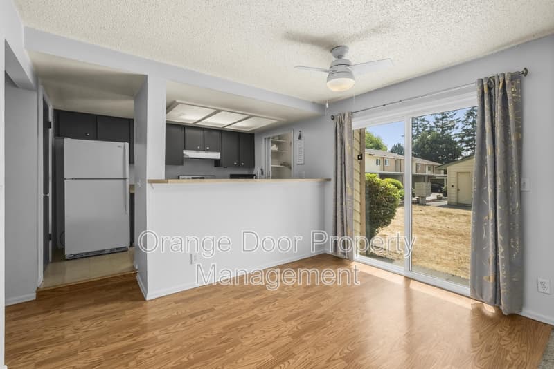 Kent Condo: 23601 112th Avenue SoutheastA102