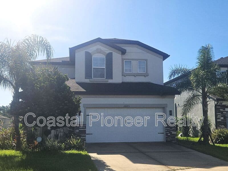 Tampa House: 16073 Sonoma Grove Cir
