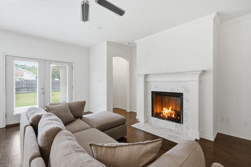 Fort Worth House: 2913 Gordon Avenue