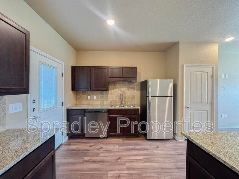 Belton Condo: 1273B Jasmine Dr