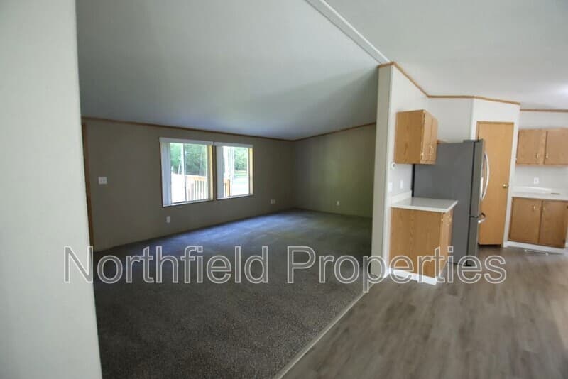 Tulalip House: 12105 26th Ave NE