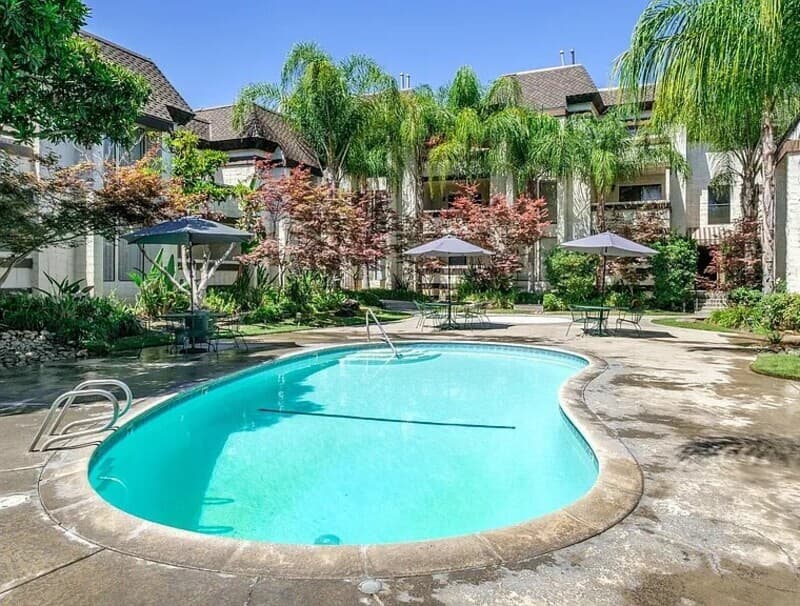 Fresno Condo: 4919 N Millbrook Ave