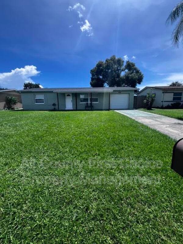 St Petersburg House: 5758 57th Ave N