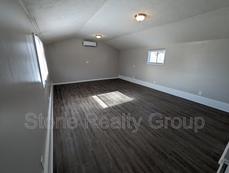Terre Haute House: 1465 S 18th Street