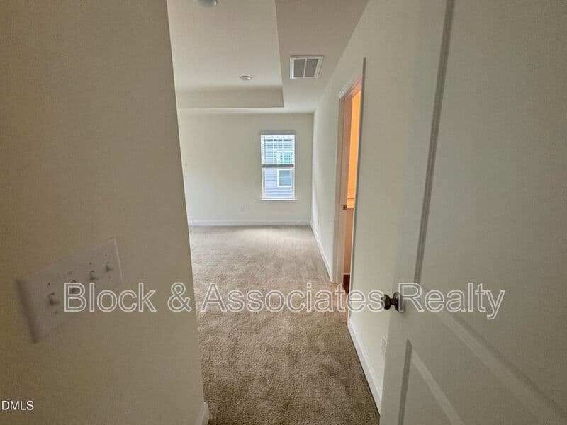 Raleigh House: 5128 Ranger Grove Way