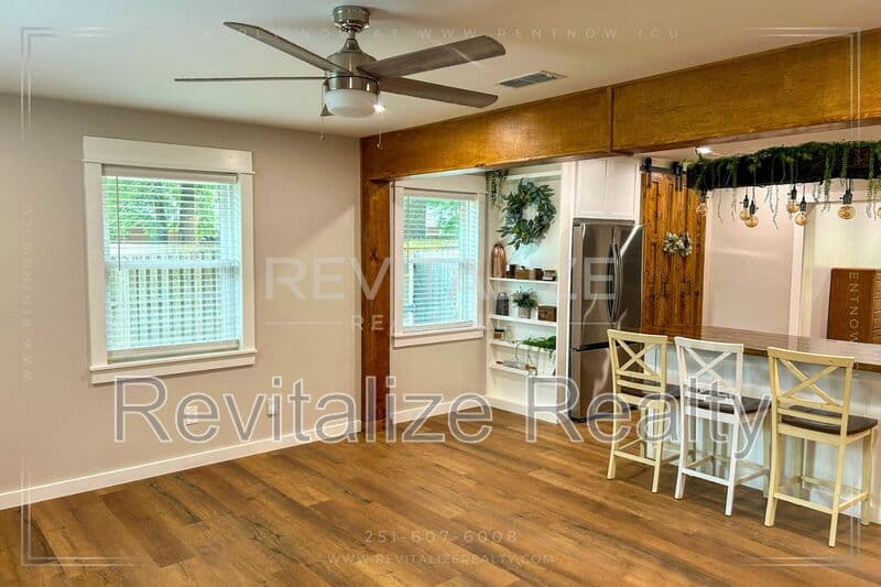 Mobile House: 1480 Repoll Rd