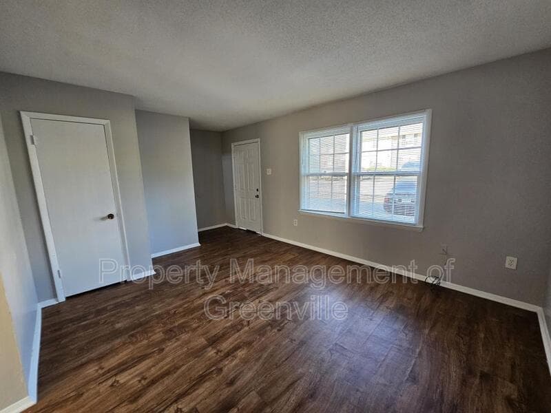 Greenville Condo: 6526 White Horse Rd