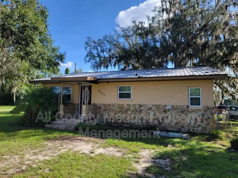Belleview House: 6027 SE Cypress Rd.
