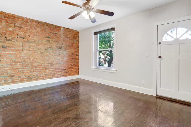 Washington House: 1230-B Half Street SW