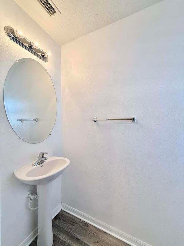 Brandon Townhome: 2516 Oleander Lakes Drive
