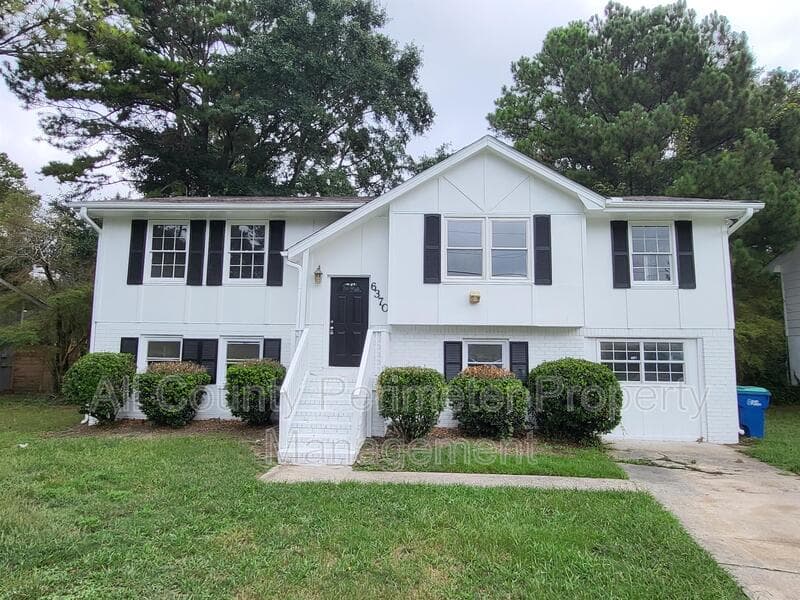 Atlanta House: 6370 Ashdale Drive