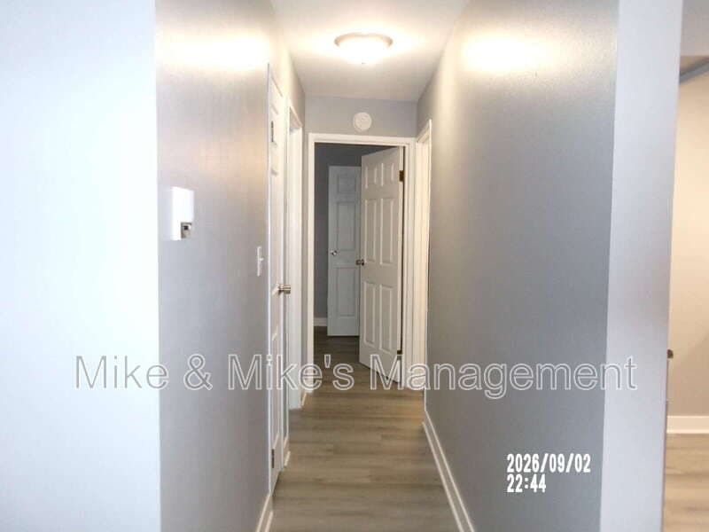 Milwaukee Condo: 7452 N Granville Rd