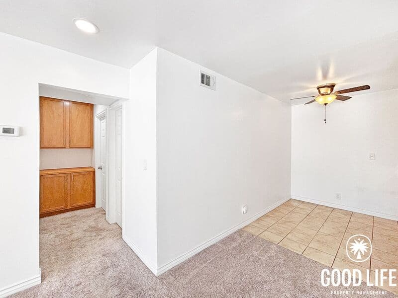 El Cajon Condo: 1386 E Madison Ave