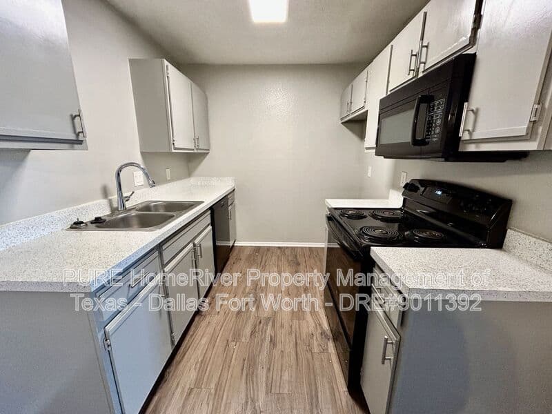 North Richland Hills Condo: 7514 Connie Lane