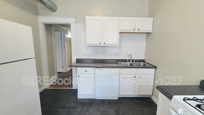 St. Louis Condo: 2918 Louisiana Ave. #A