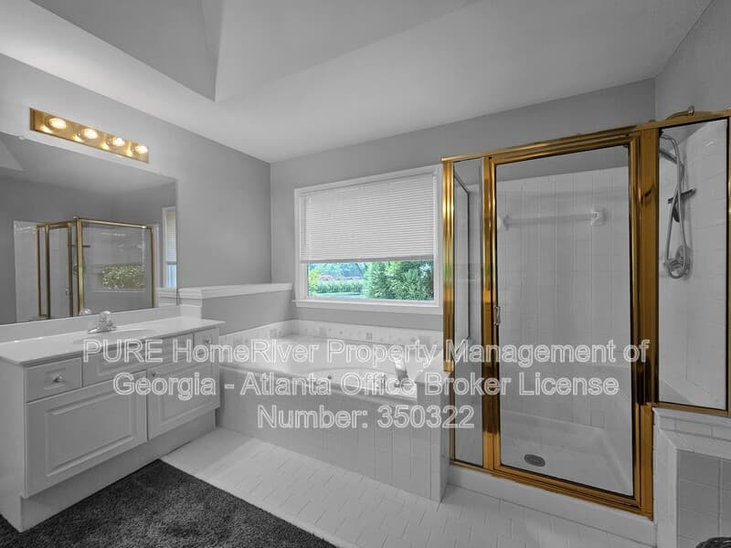 Suwanee House: 4345 Landover Way