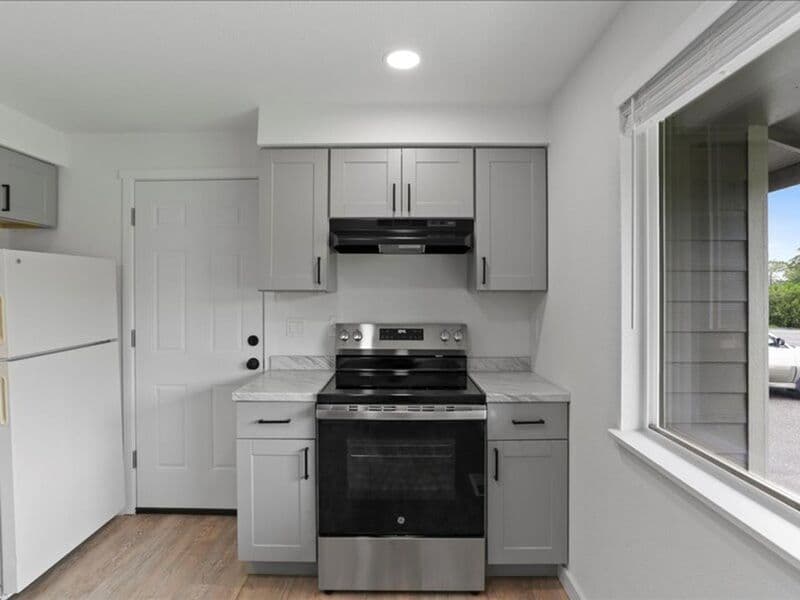 Kennewick Condo: 724 S. Morain St.