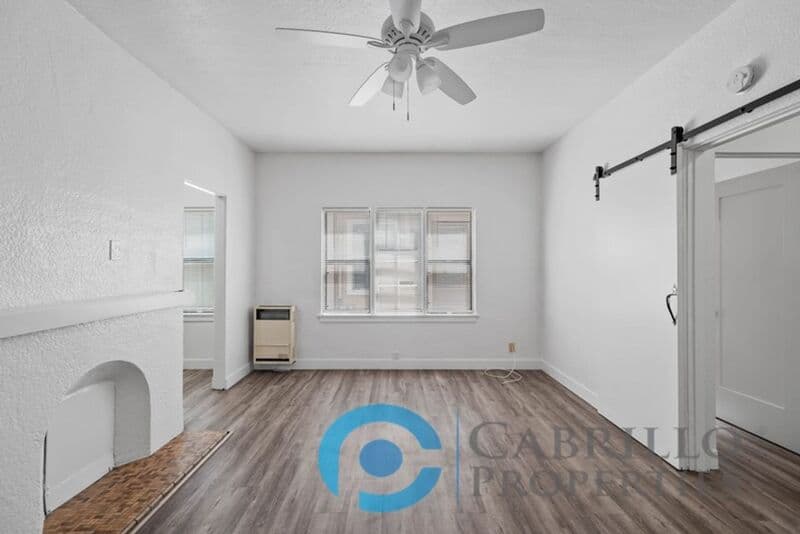 San Diego Condo: 3939 7th Ave