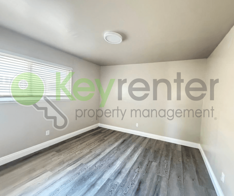 Sacramento House: 5724 Falconer Way
