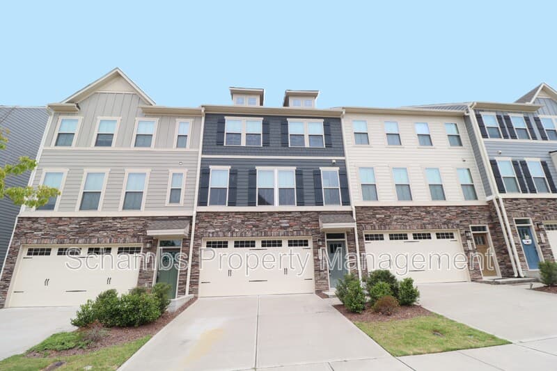 Cary Townhome: 1242 Channing Park Cir
