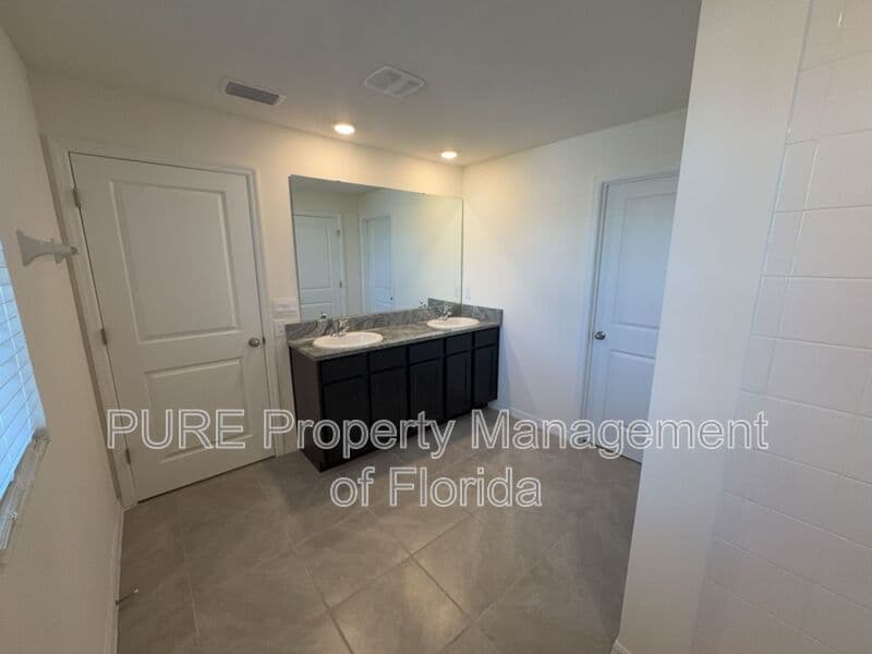 Ocala House: 5527 SW 43rd Ct