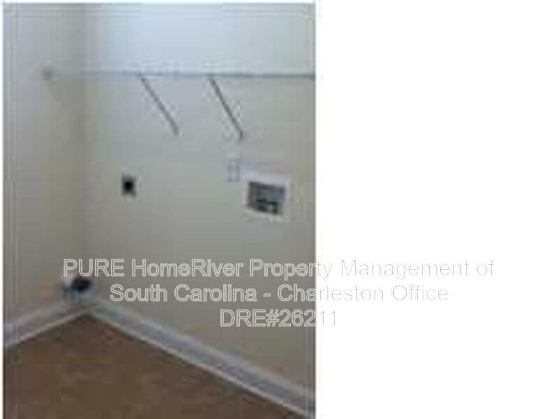 Mount Pleasant House: 2669 Lohr Dr