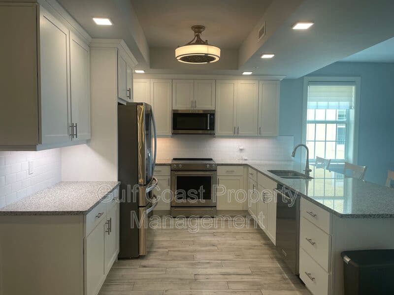 Osprey House: 260 Hidden Bay Dr