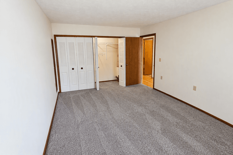 Medina Condo: 565 Leisure Lane
