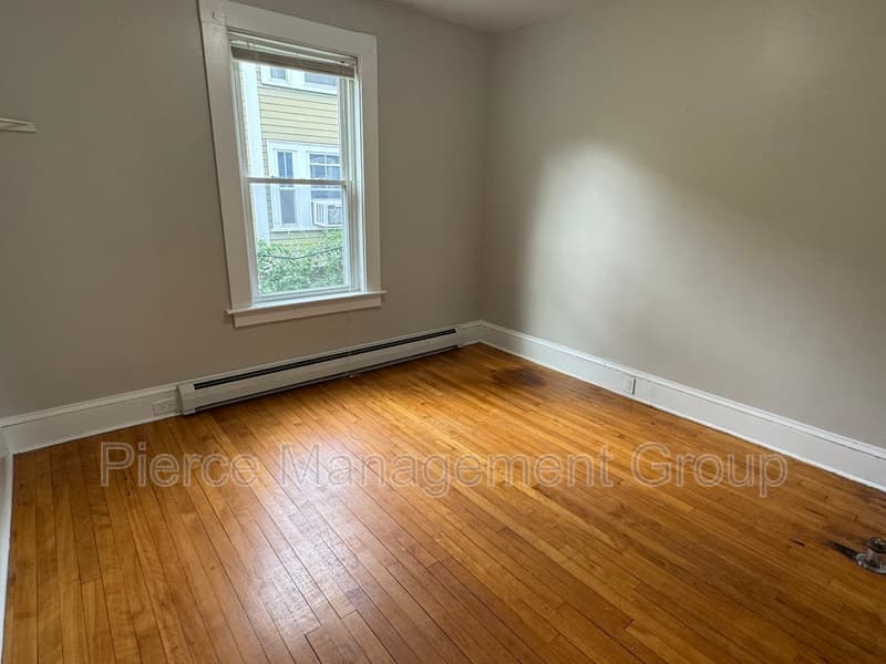 Manchester Condo: 4 Hazel Street