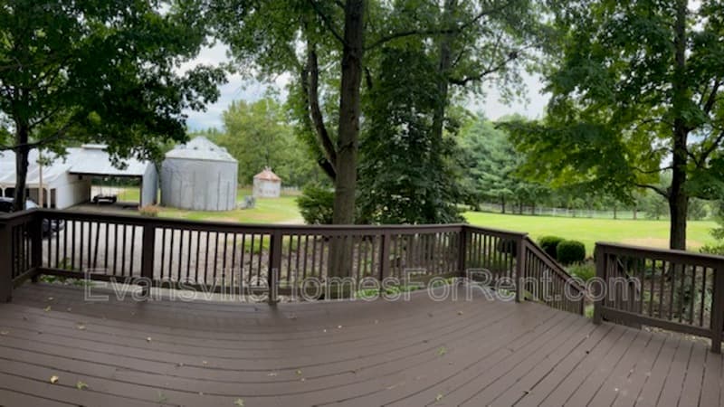 Evansville House: 4500 Middle Mount Vernon Road