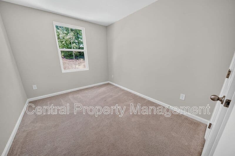 Greenville House: 165 Sarnesfield Way