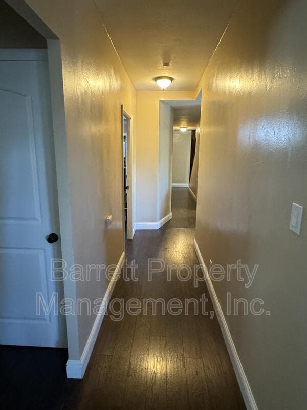 Grass Valley House: 410 W. Main St