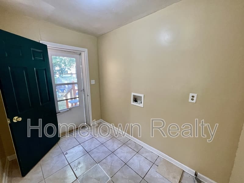 Riverdale House: 269 Valley Hill Road