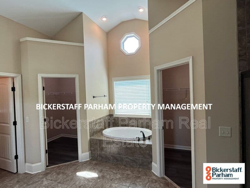 Fortson House: 9468 Forest Crown Drive