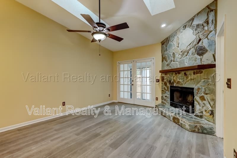 Jacksonville House: 3476 Raymur Villa Drive