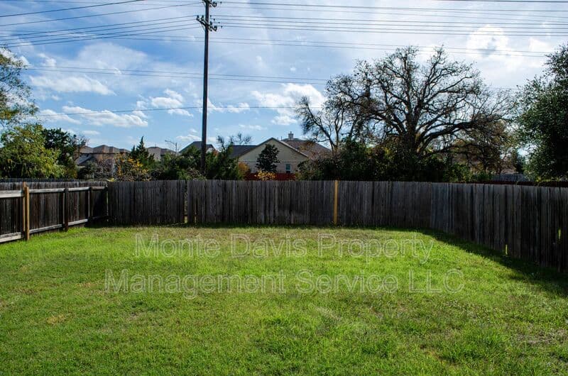 Austin House: 14213 Willow Tank Drive